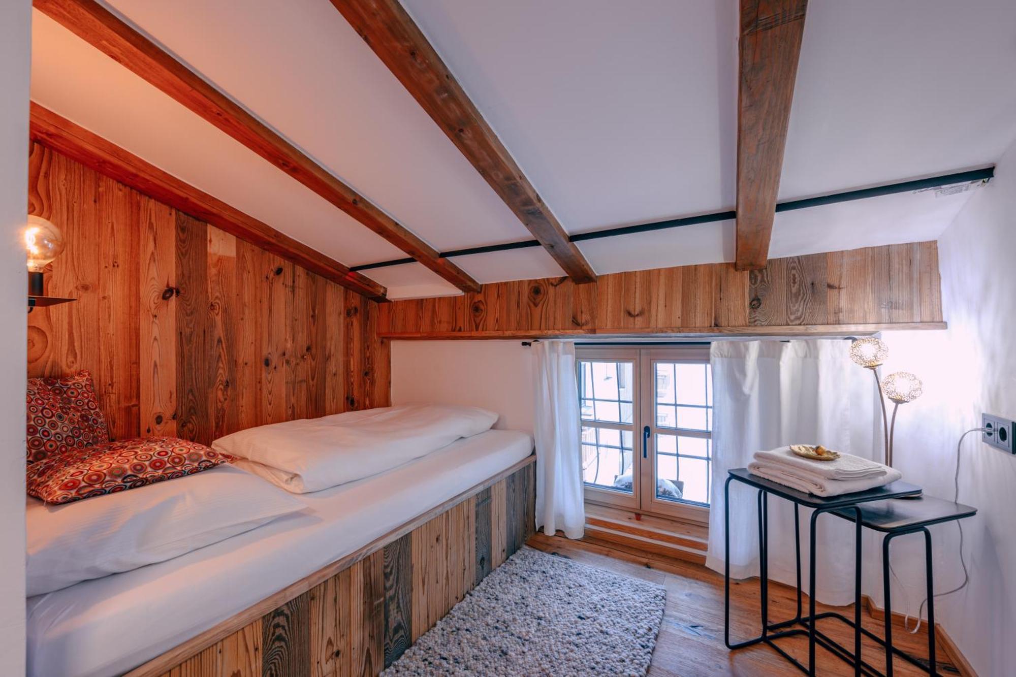 Haus Richard Falch - Inklusive Kostenloser Premium-Sommerkarte Sankt Anton am Arlberg Ngoại thất bức ảnh